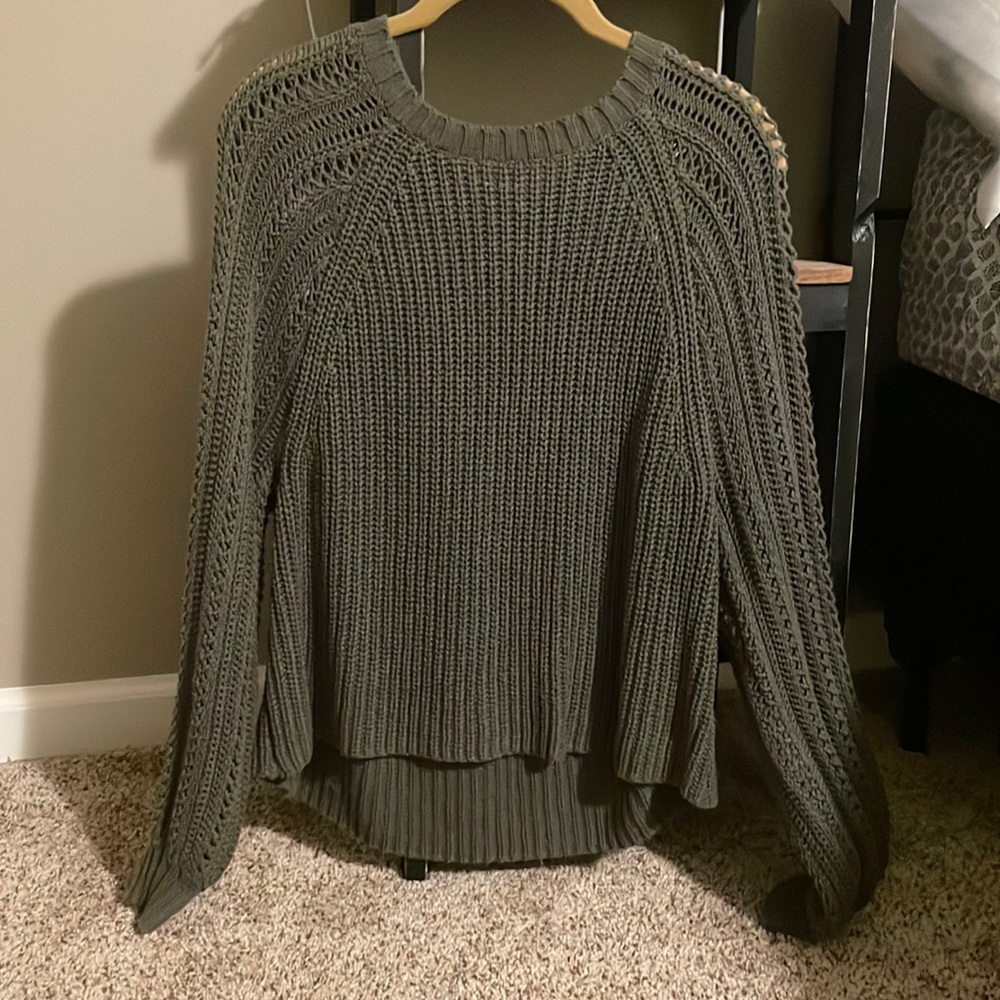 american eagle green sweater